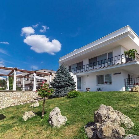 Apartman Lipa Mikulov Exterior foto