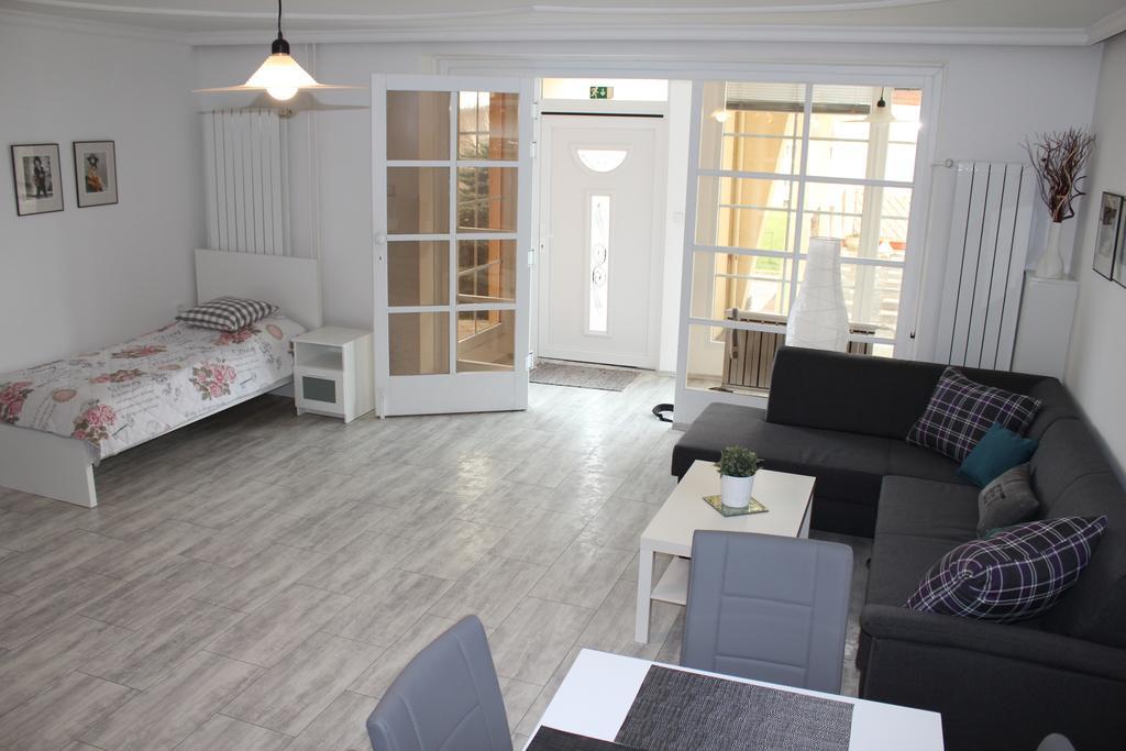 Apartman Lipa Mikulov Zimmer foto
