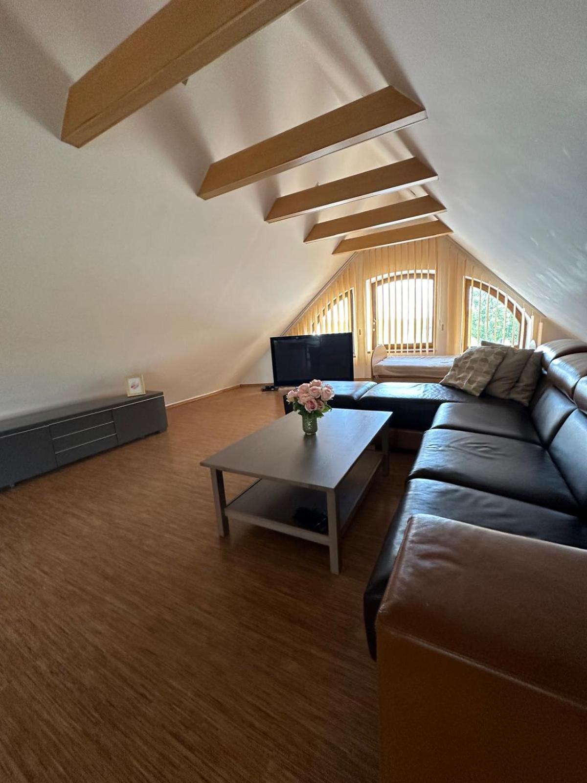 Apartman Lipa Mikulov Exterior foto