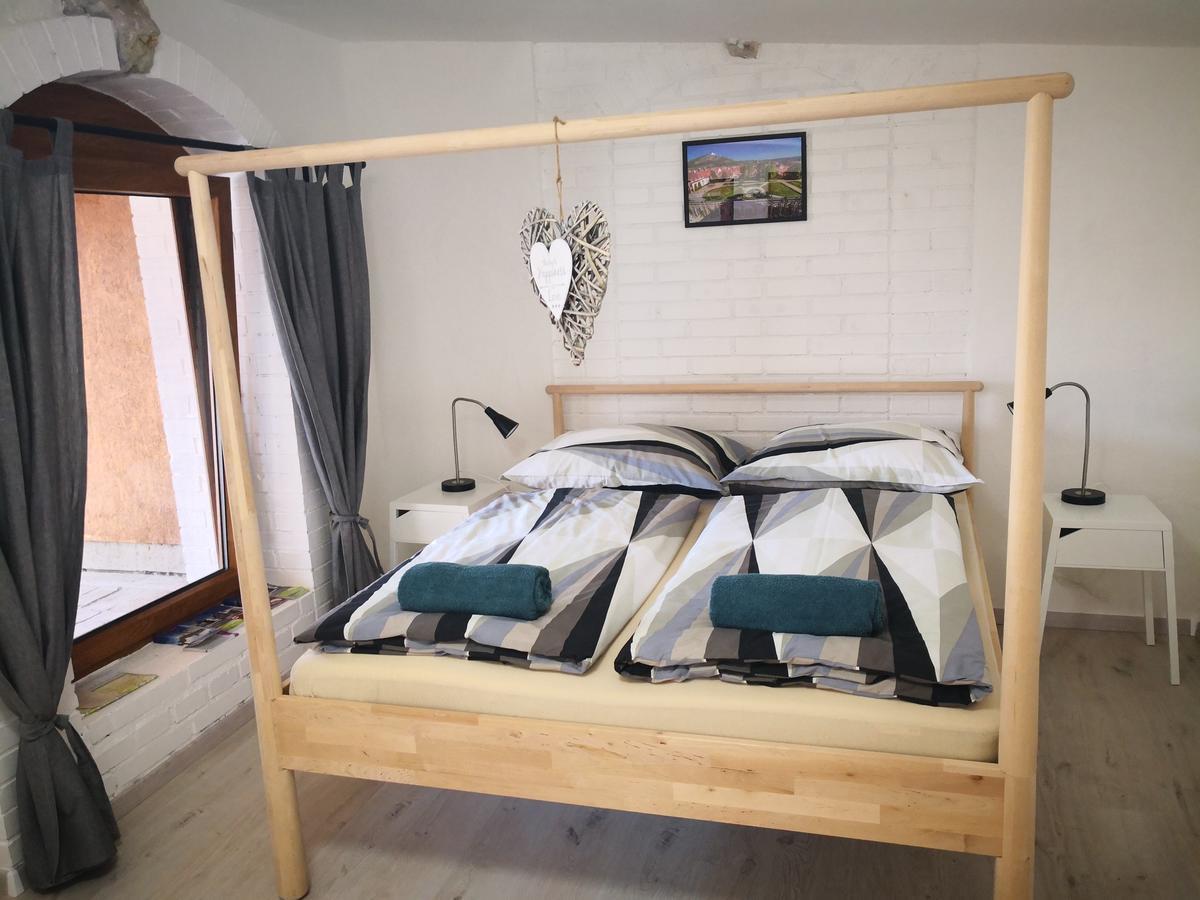 Apartman Lipa Mikulov Exterior foto